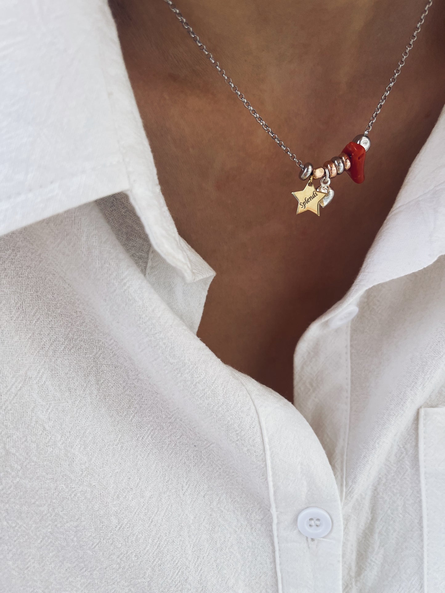 Splendi - Collana con pepite, rondelle e stella incisa