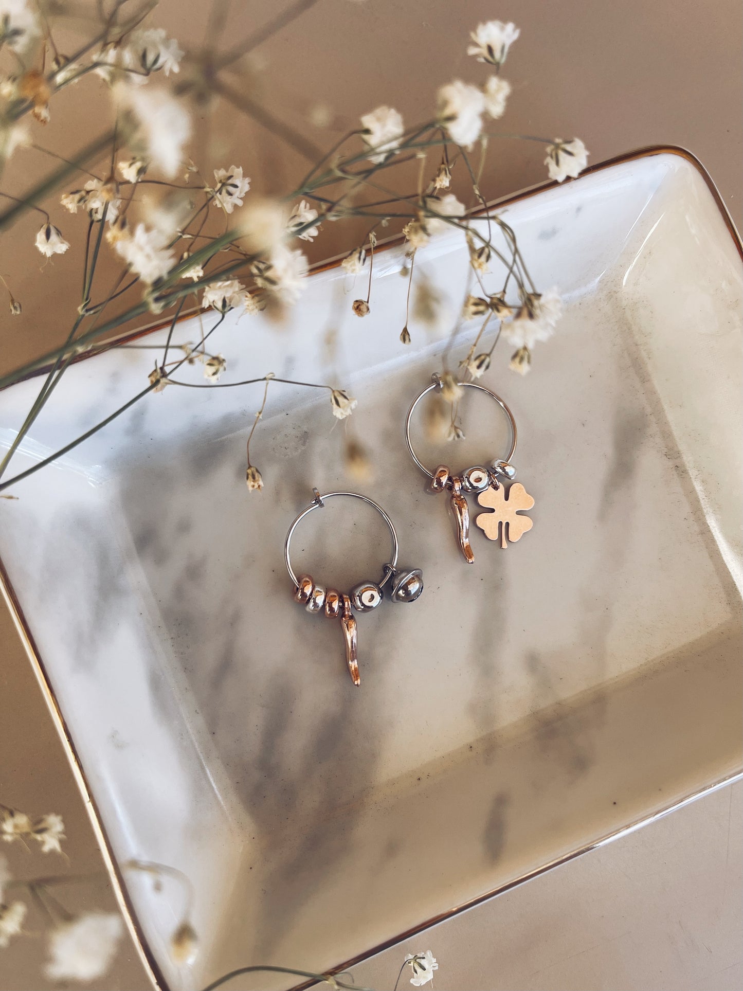 Orecchini cerchi in argento 925 con ciondoli