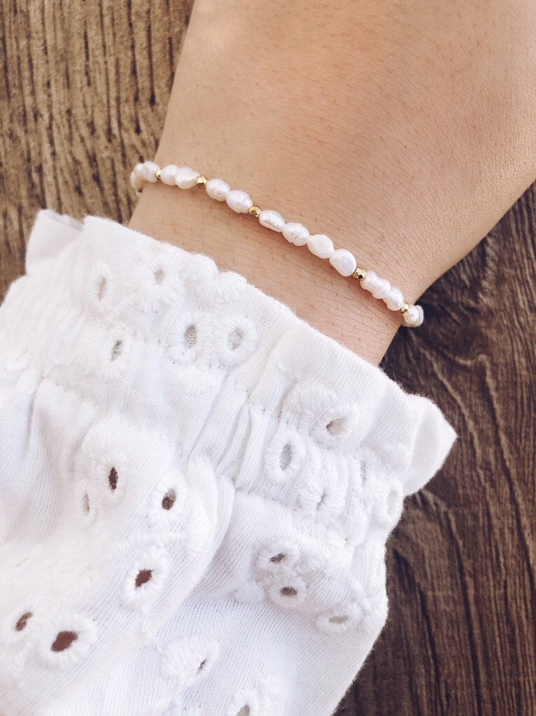 Bracciale con perle di fiume e hematite oro