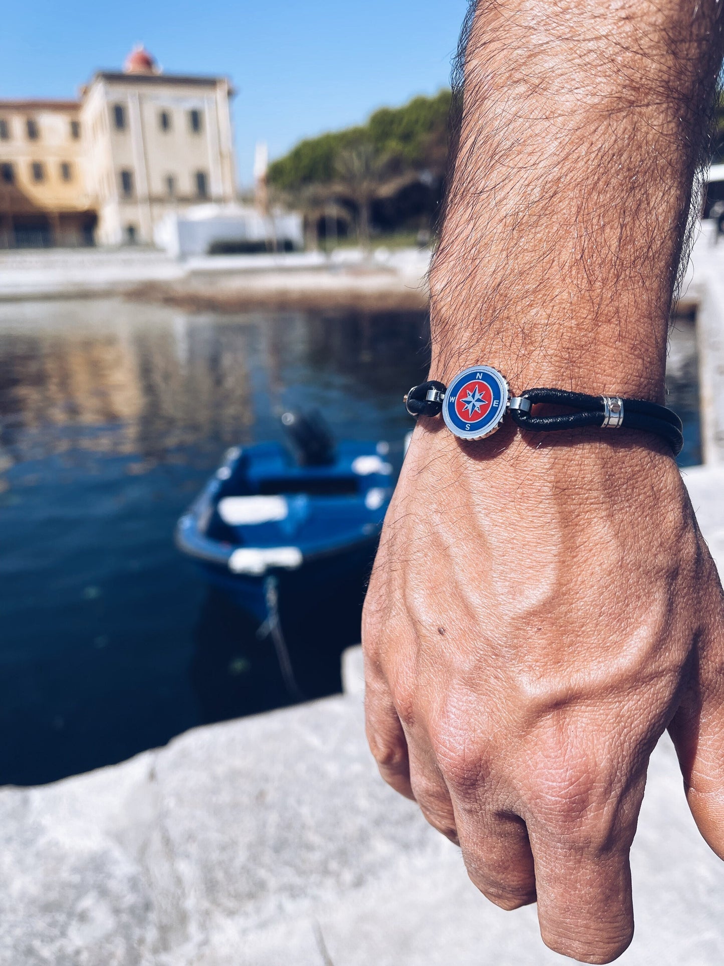 Bracciale in acciaio con rosa dei venti