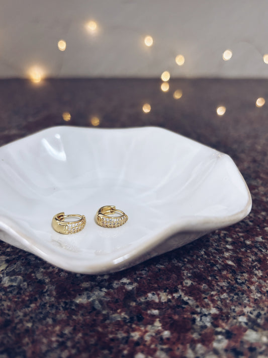 Orecchini mini cerchi in argento 925 dorato con zirconi