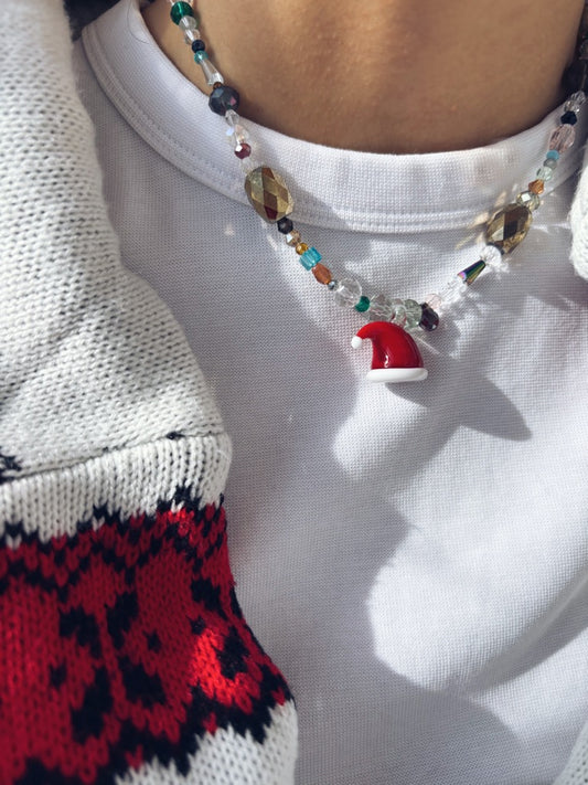 Collana natalizia in vetro - cappello