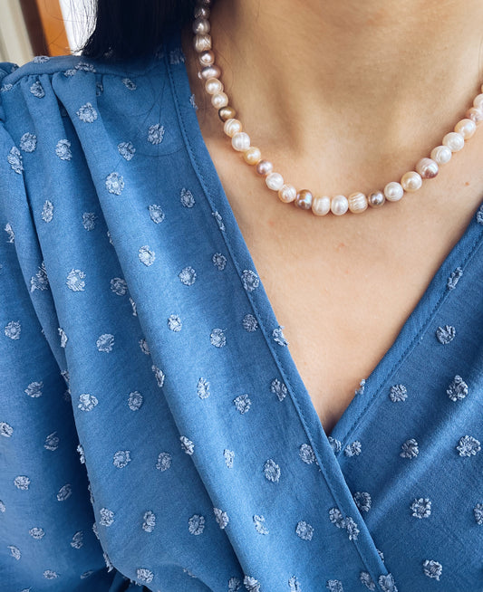 Collana con perle di fiume multicolor