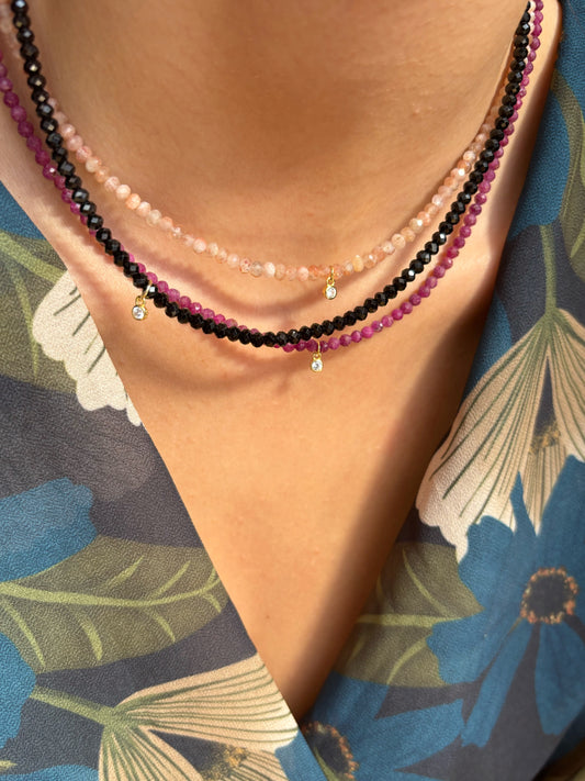 Collana con pietre dure sfaccettate e mini zircone