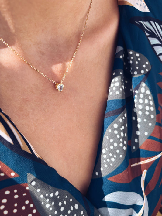 Collana in acciaio con cuore con zircone
