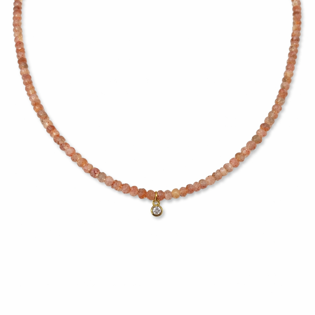 Collana con pietre dure sfaccettate e mini zircone