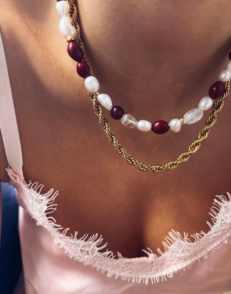 Giulia - Collana perle e sassolini di granato