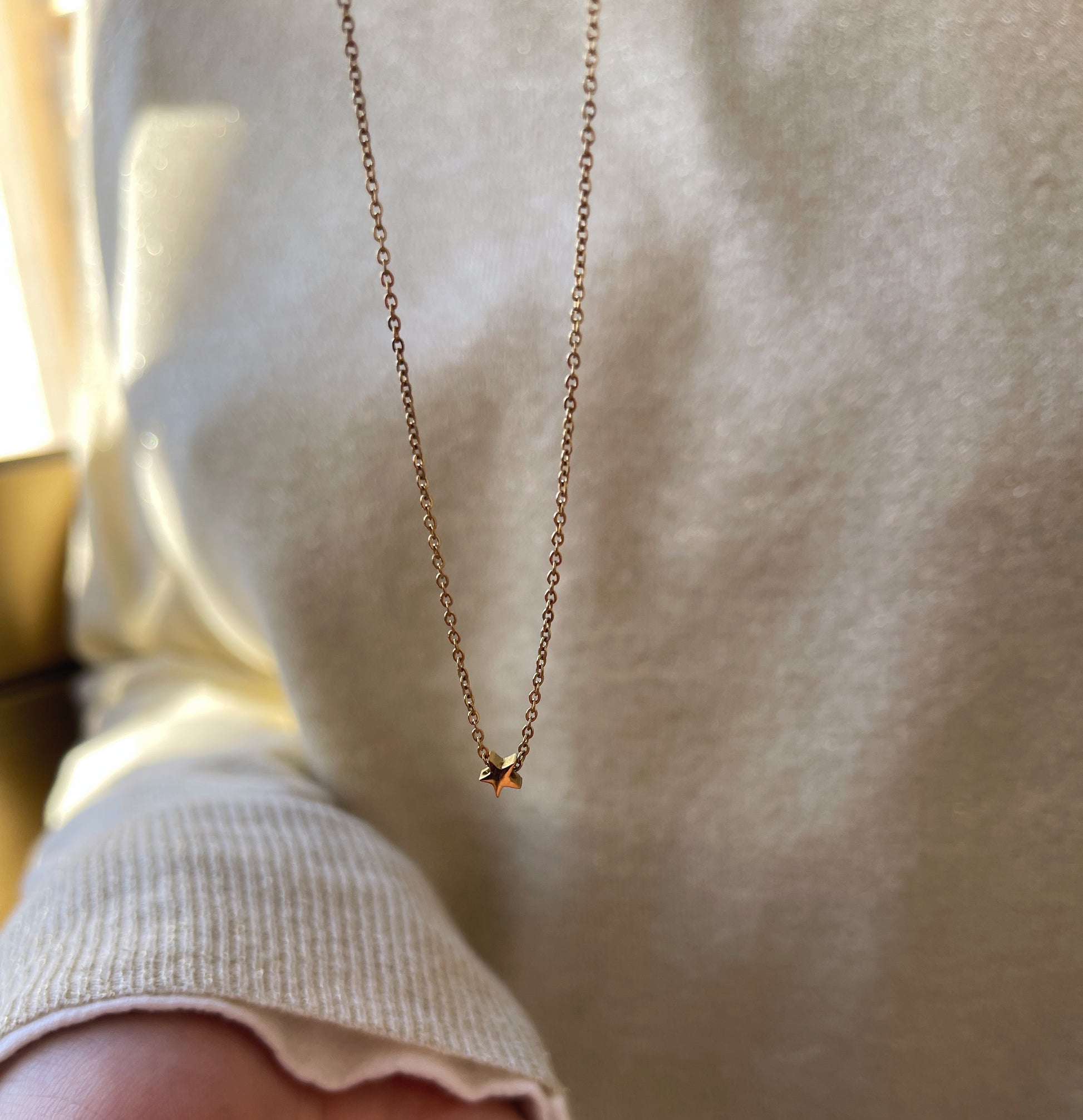 Seconda stella a destra - Collana con mini stellina in acciaio - Dettagli di Moda