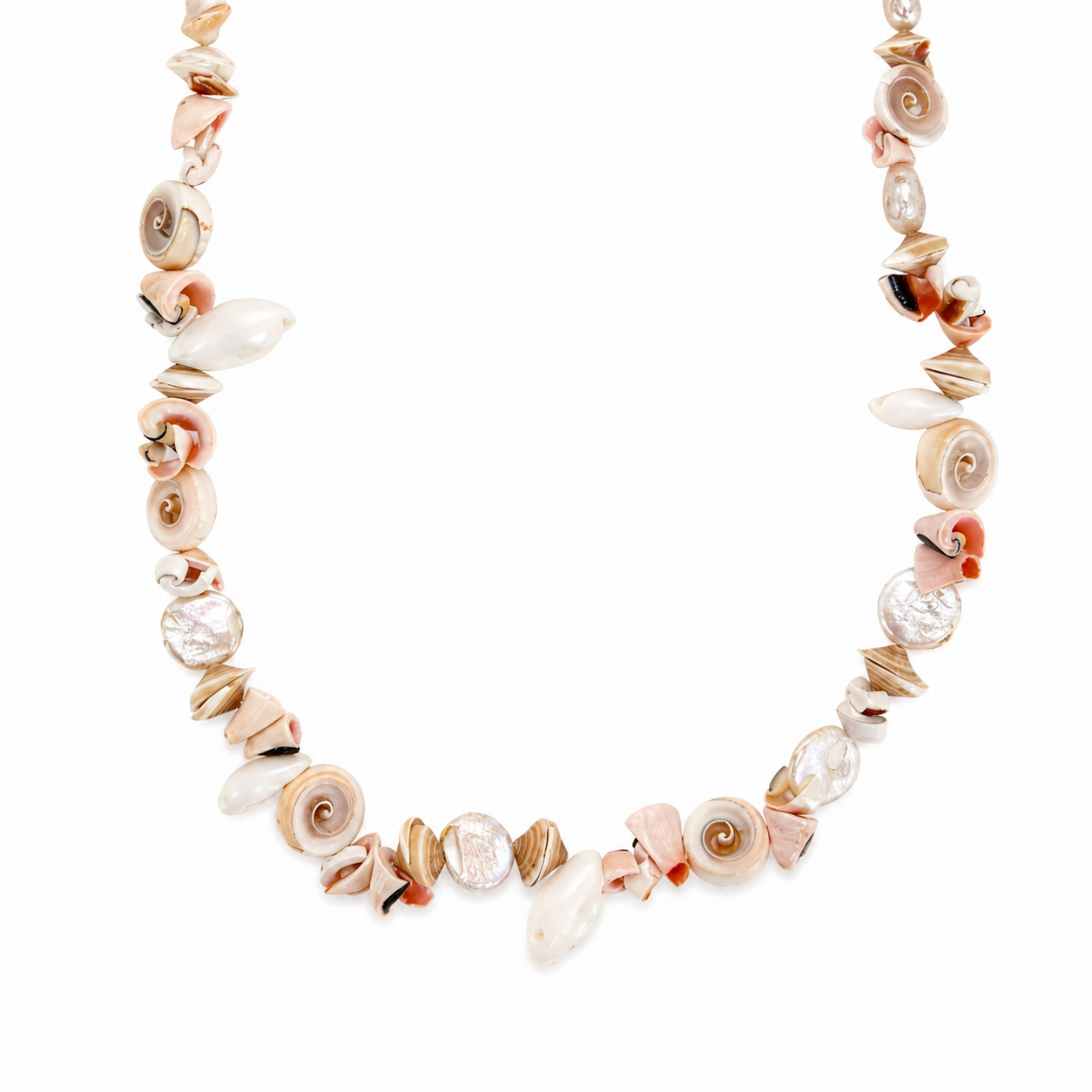 Collana con conchiglie naturali