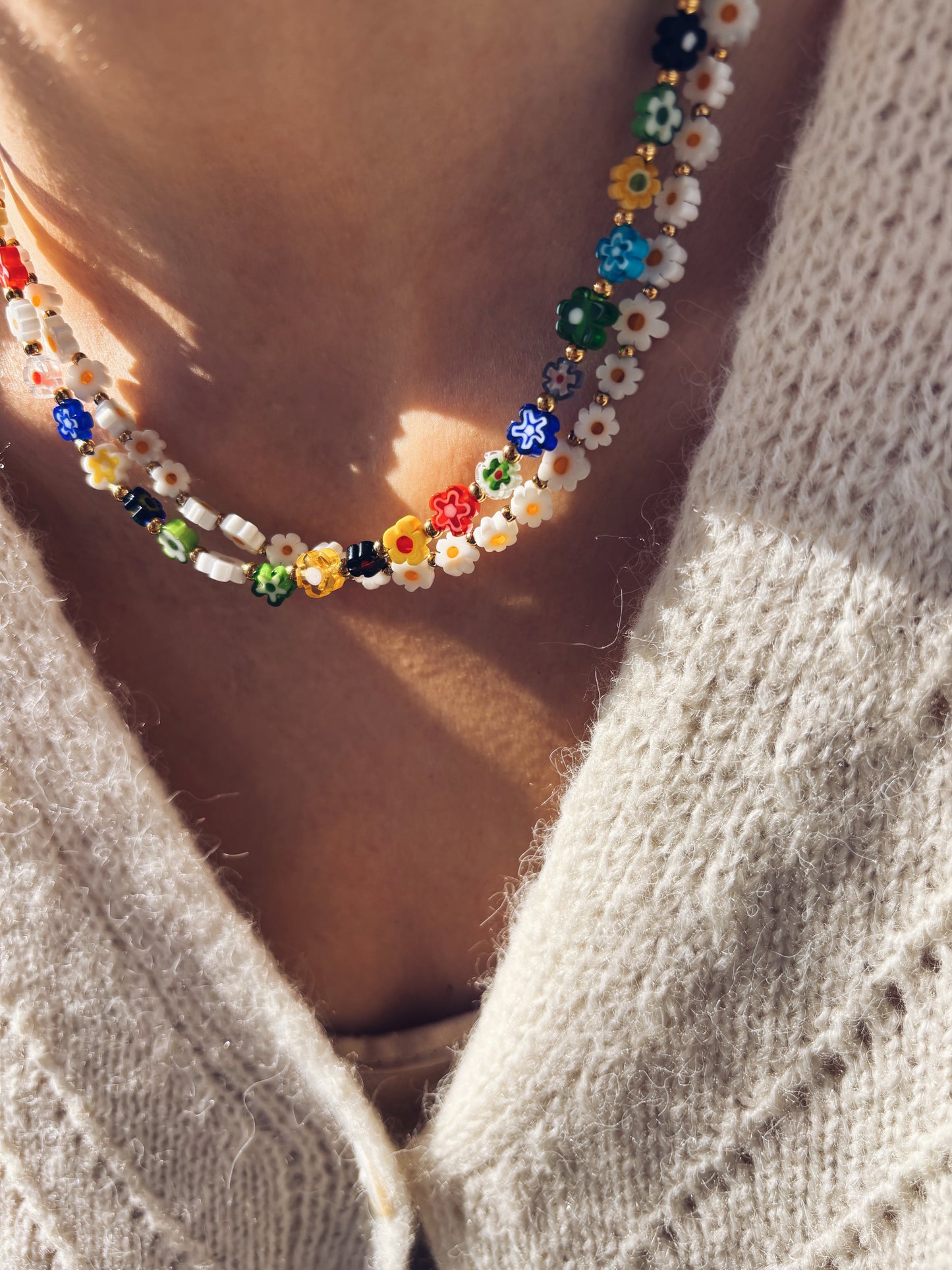 Collana con margherite in vetro di Murano