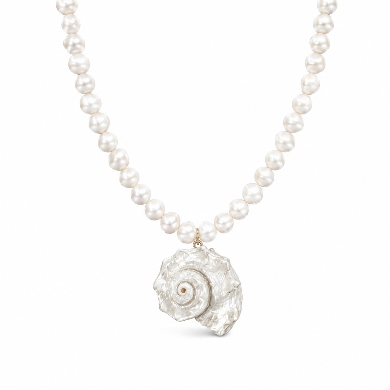 Collana con perle naturali e maxi conchiglia