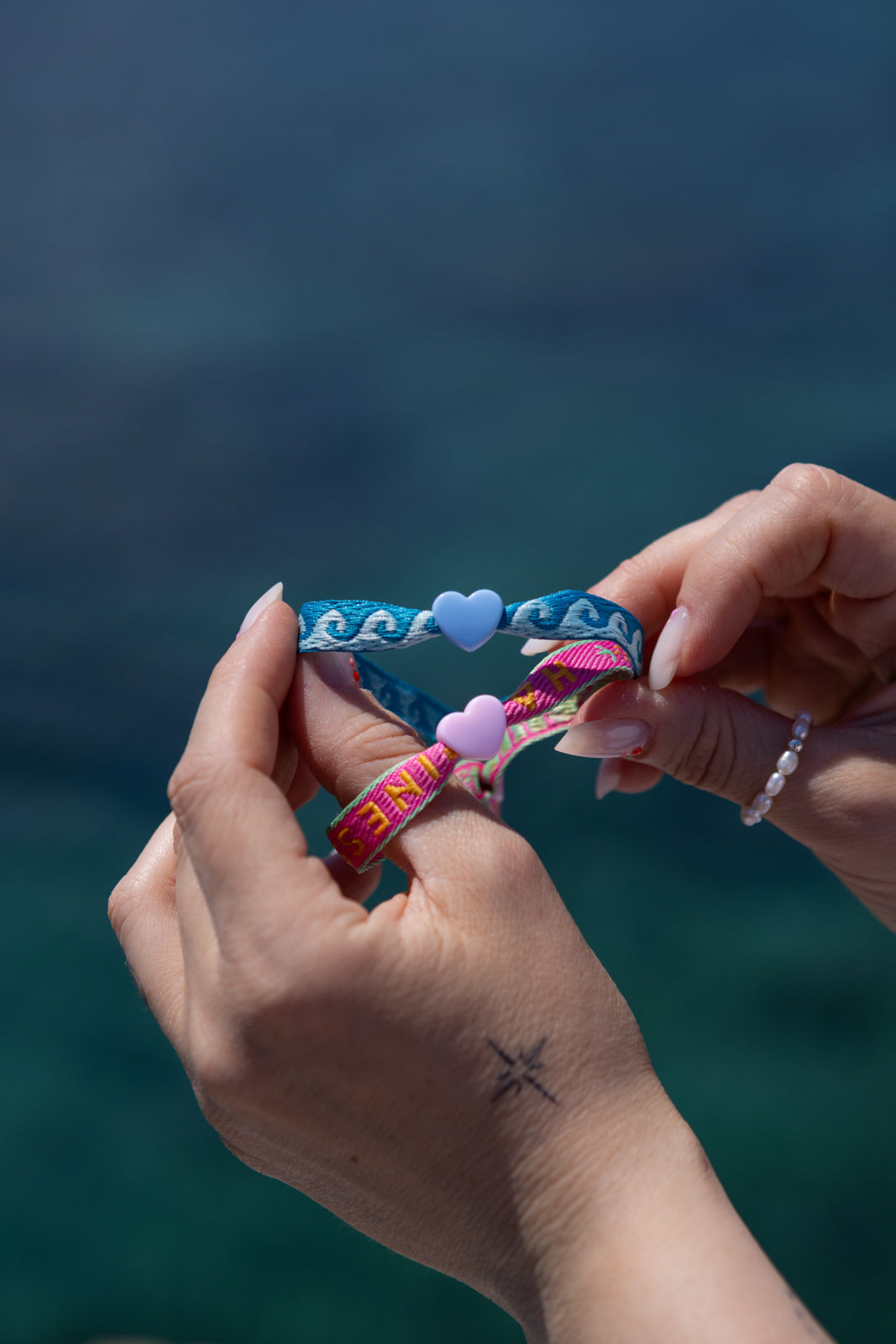 OMAGGIO - Bracciale in tessuto con cuore
