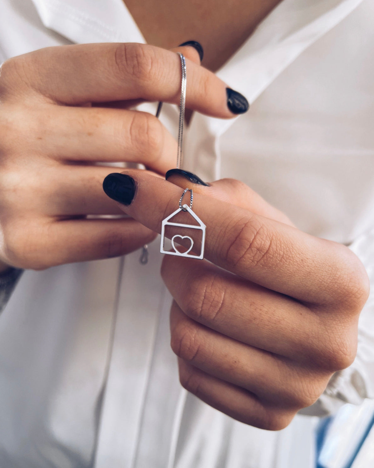 Sweet home - Collana casa con cuore - Dettagli di Moda
