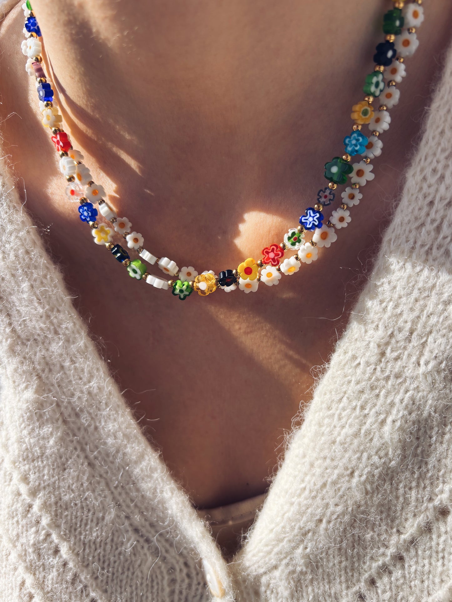 Collana con margherite in vetro di Murano