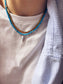 Collana con perline in vetro e pesce smaltato in argento 925