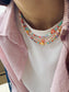 Collana con perline in vetro e margherite in madreperla