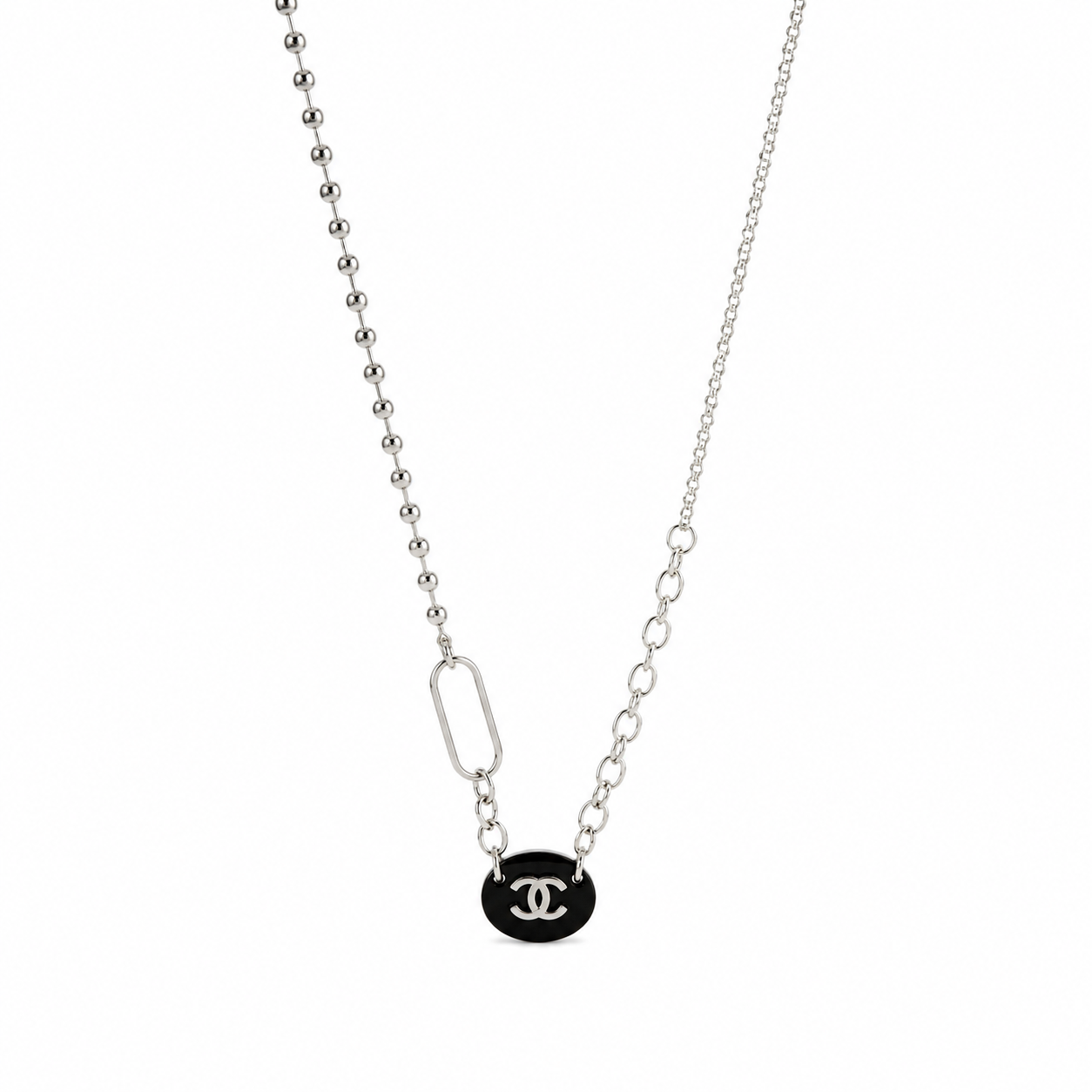 Collana con charm e catena in acciaio