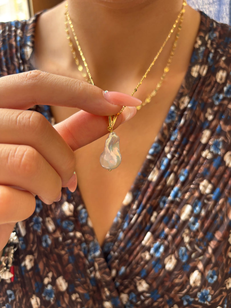 Collana con dadini in argento 925 e perla barocca