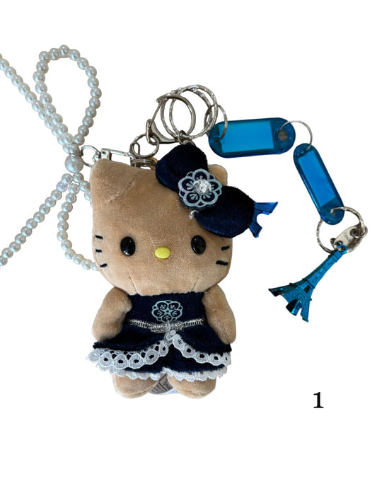 Hello Kitty in blu - bag charm