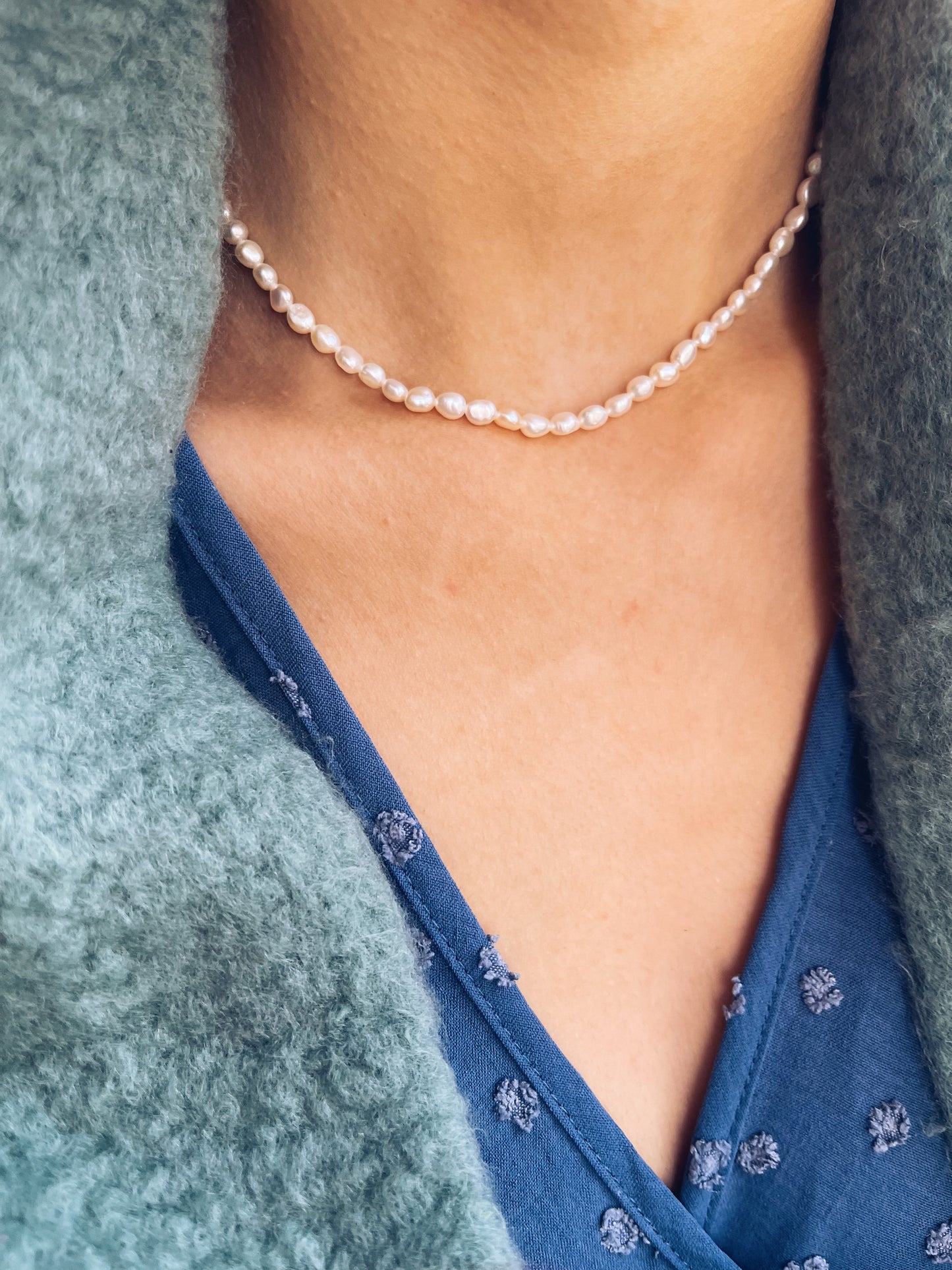 Collana con perle di fiume modello riso - Dettagli di Moda
