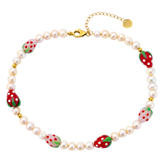 Collana con perle naturali e fragole in vetro