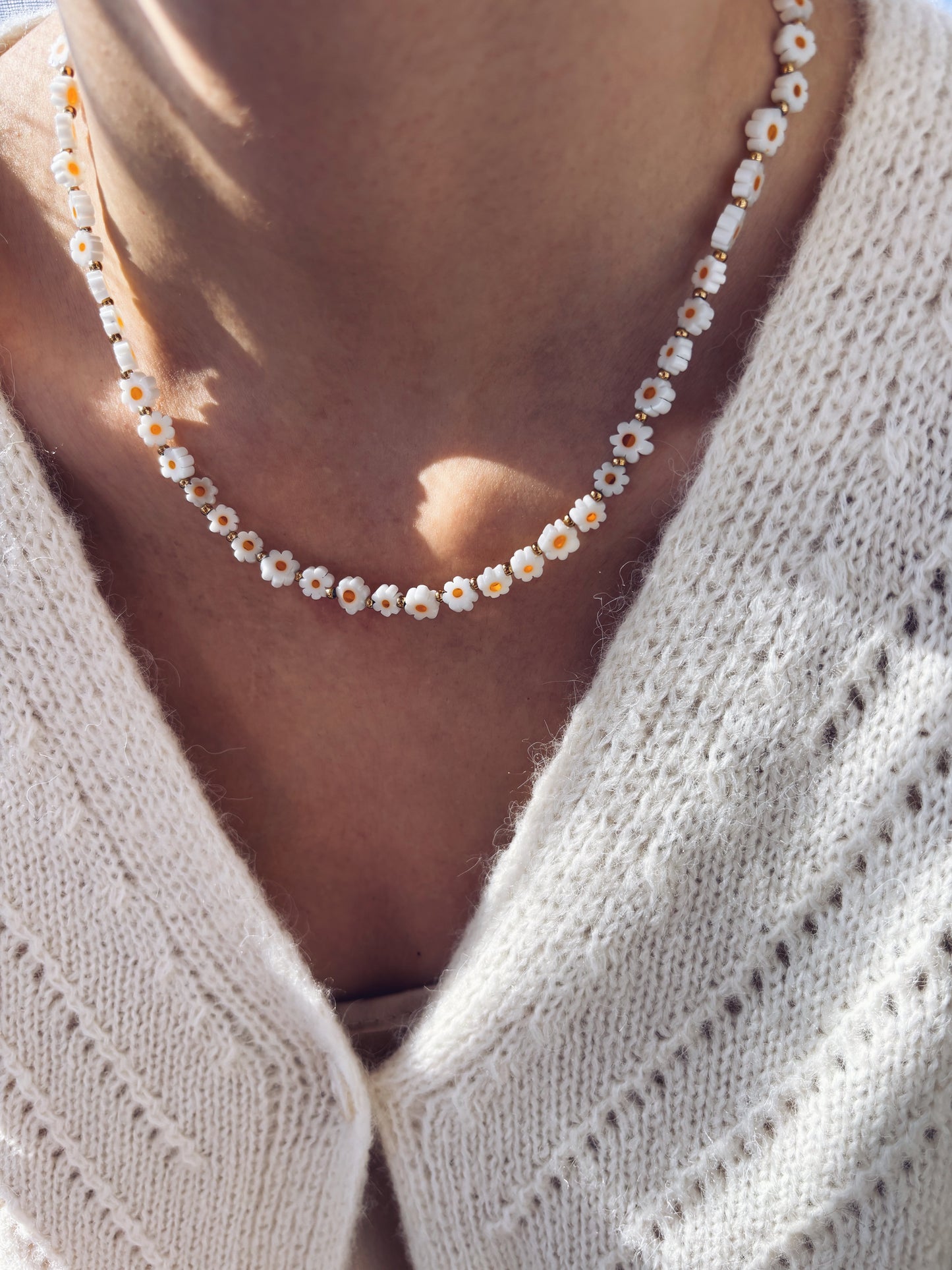 Collana con margherite in vetro di Murano