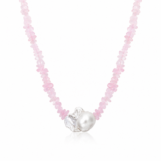 Collana con chips in quarzo rosa e perla barocca