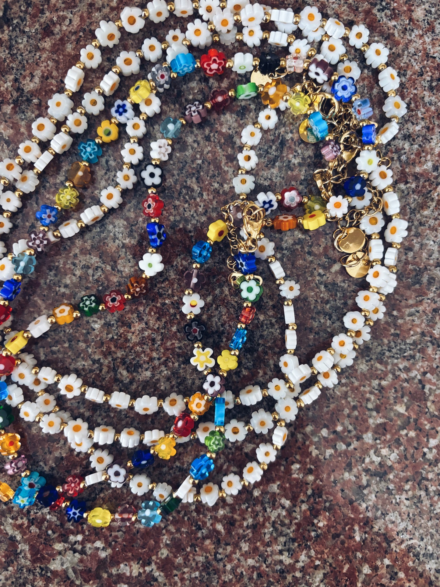 Collana con margherite in vetro di Murano