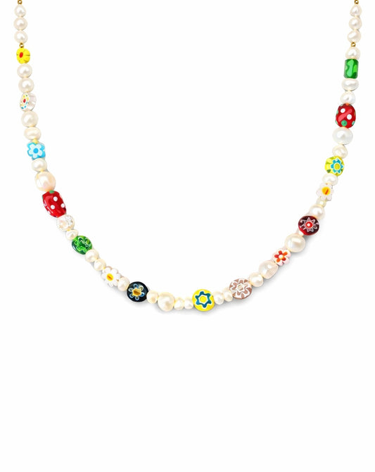 Collana con perle, fragole in vetro e pietre di Murano