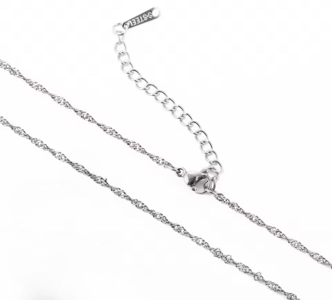 Collana lavorata in acciaio