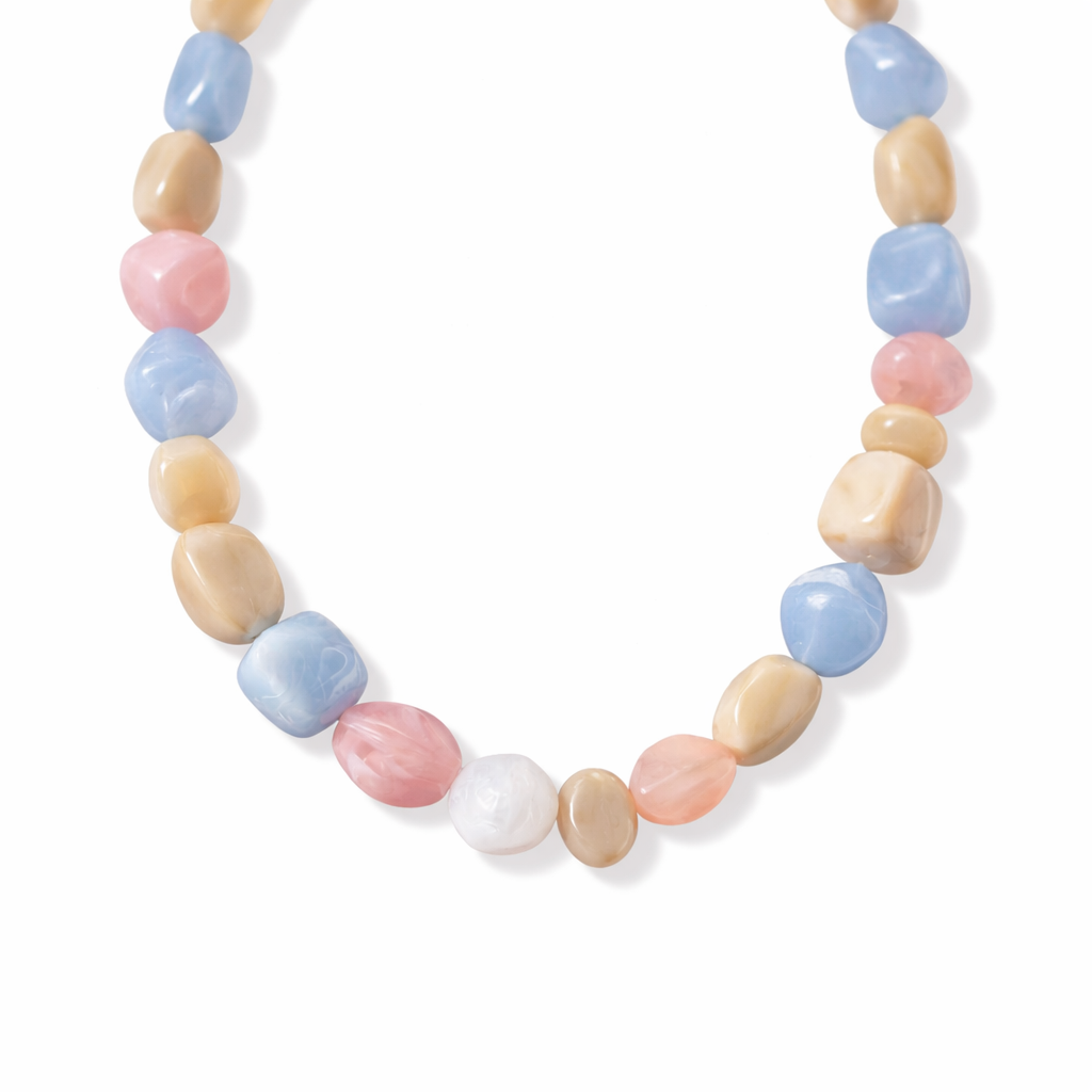 Collana in resina colorata