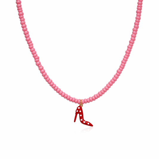 Collana con perline in vetro e scarpetta smaltata