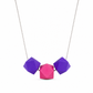 Collana lunga con pietre in legno colorato