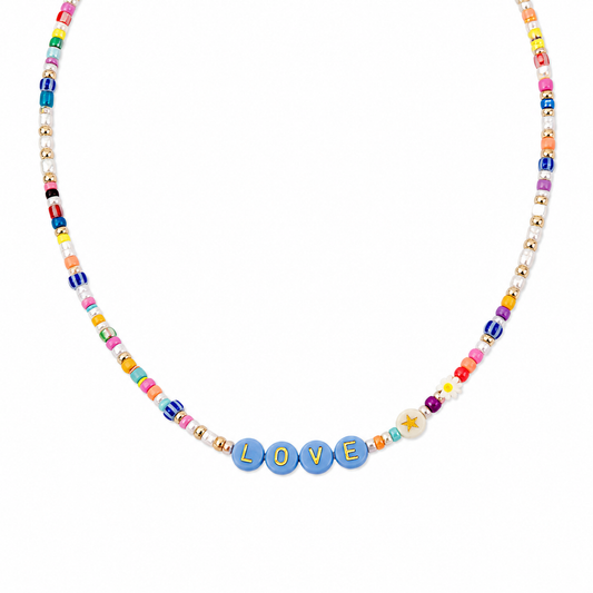 Collana con perline in vetro e letterine - celeste