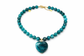Collana con perline e cuore in resina