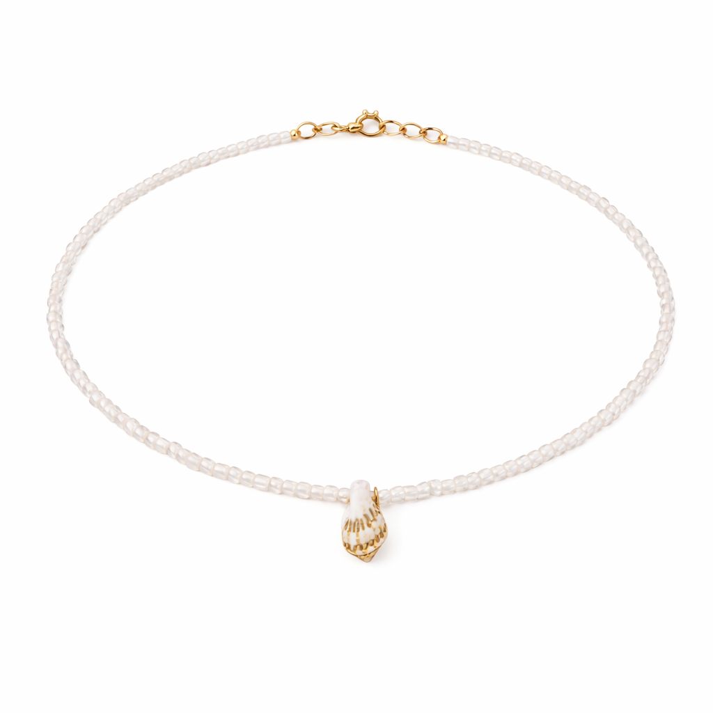 Collana con perline in vetro e conchiglia