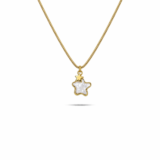 Collana in argento 925 con perla di fiume a forma di stella