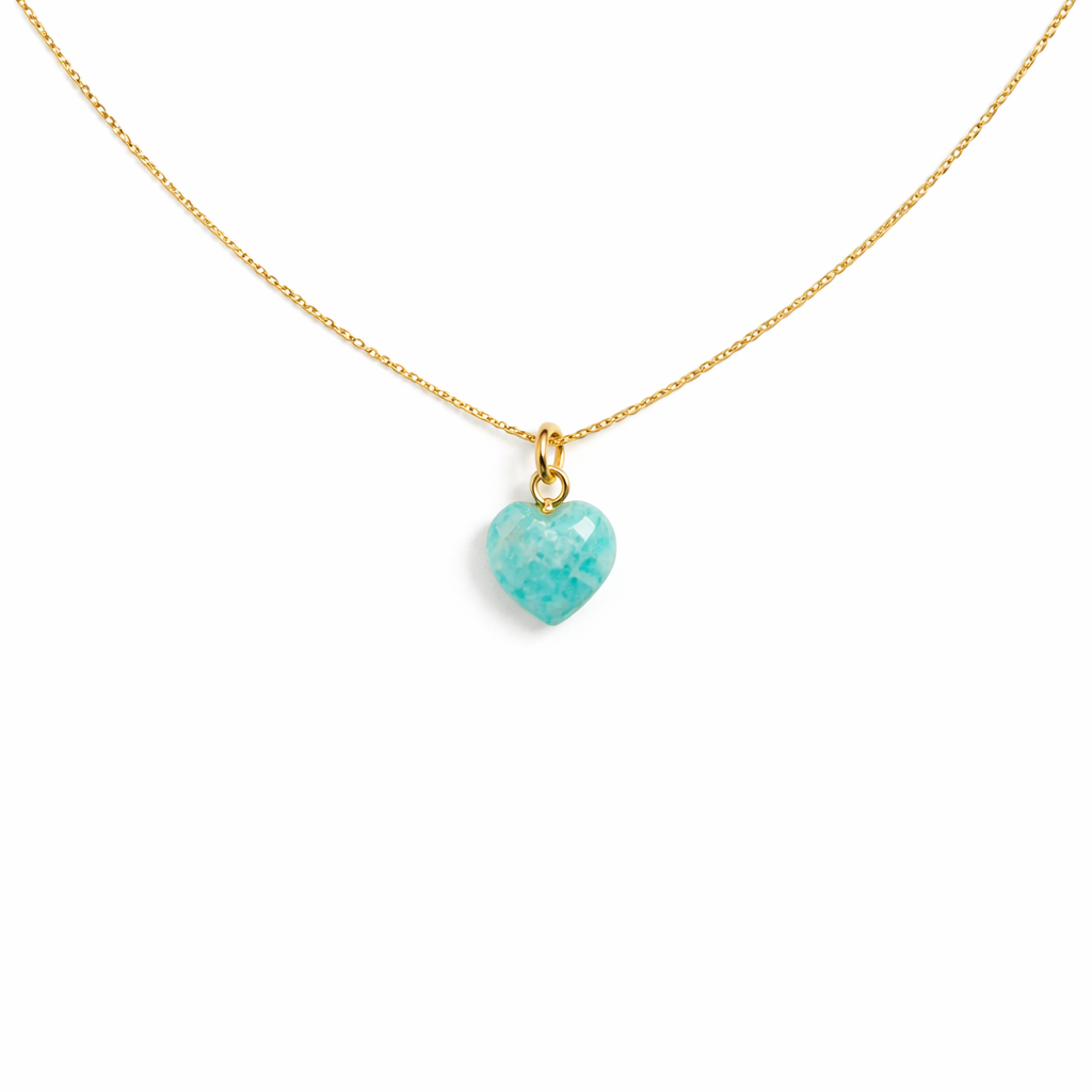 Collana in argento 925 con cuore in pietra dura sfaccettata