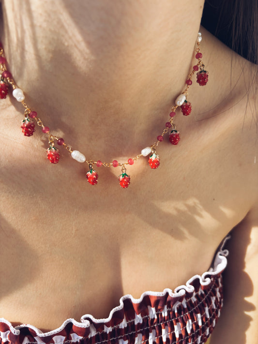 Fragole a grappoli - Collana rosario con pendenti