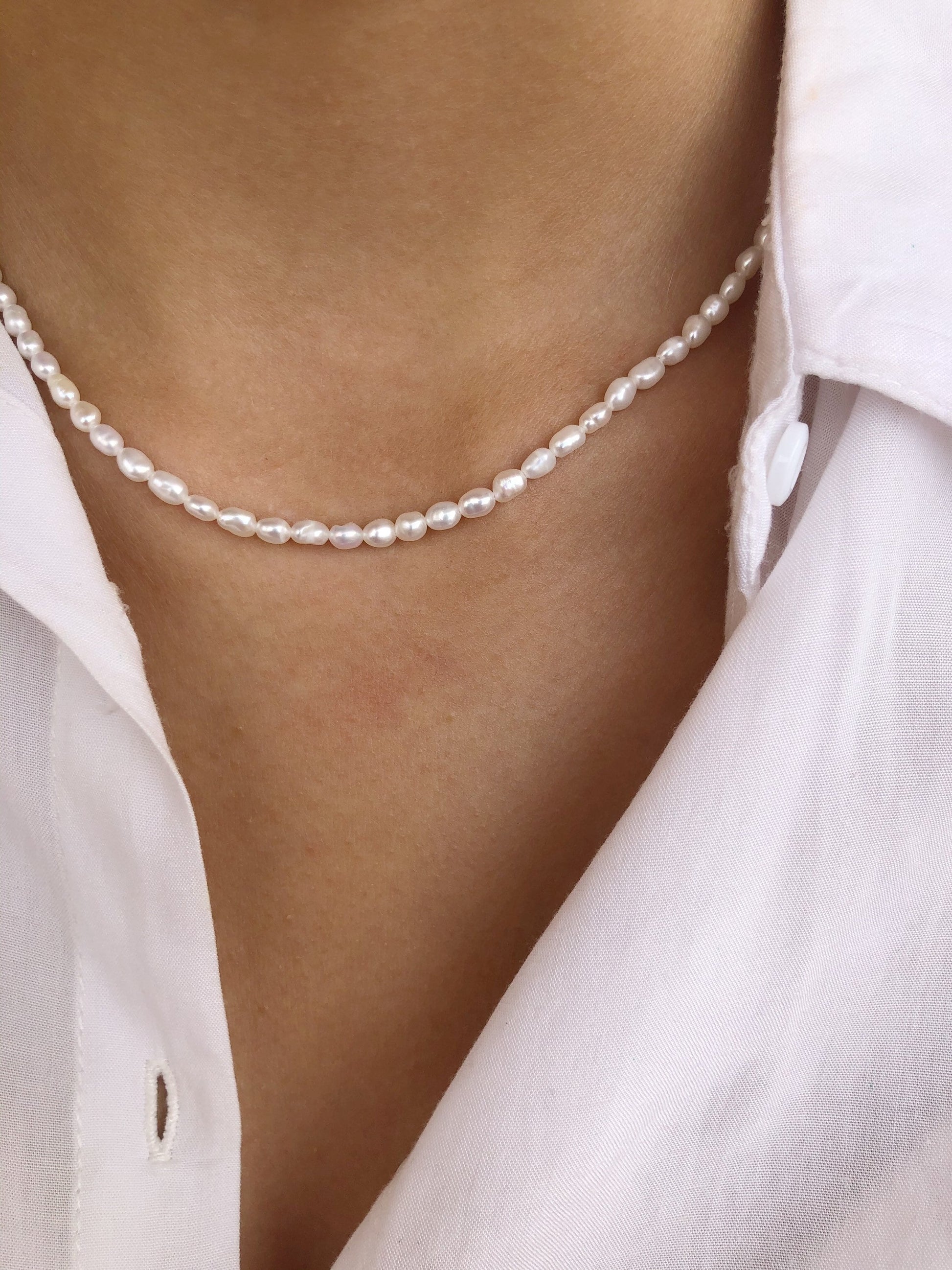 Collana con perle di fiume modello riso - Dettagli di Moda